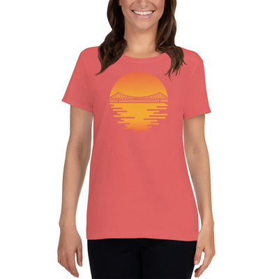 Coral Silk / S Bengali Heavy Cotton Short Sleeve T-Shirt -Howrah by the Dawn